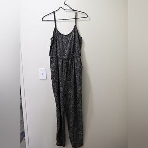 Stylish Black Patterned Jumpsuit M